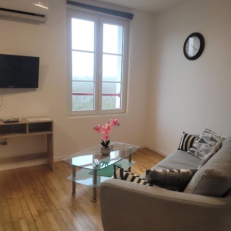 Appartement 2 Chambres Vue Loire Le Cellier Esterno foto
